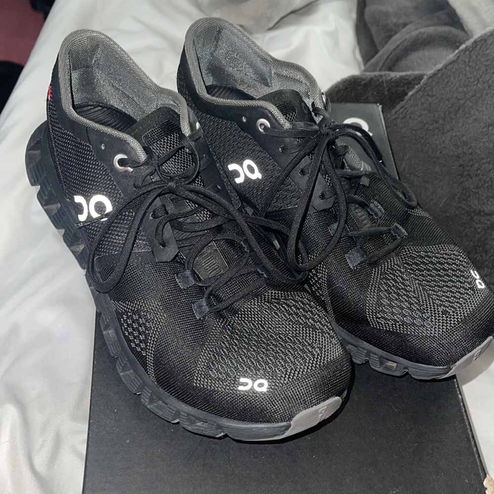 On cloud x all black